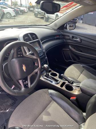 2014 Chevrolet Malibu 1LT - - by dealer - vehicle for sale in Yakima, WA – photo 10