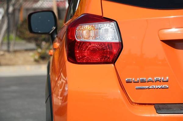 2014 Subaru XV Crosstrek 2 0i Limited 4D Sport Utility - cars & for sale in Santa Cruz, CA – photo 8
