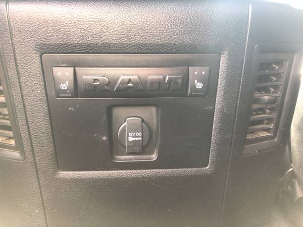 2016 RAM 2500 Laramie Crew Cab SWB 4WD - - by dealer for sale in Flint, MI – photo 16