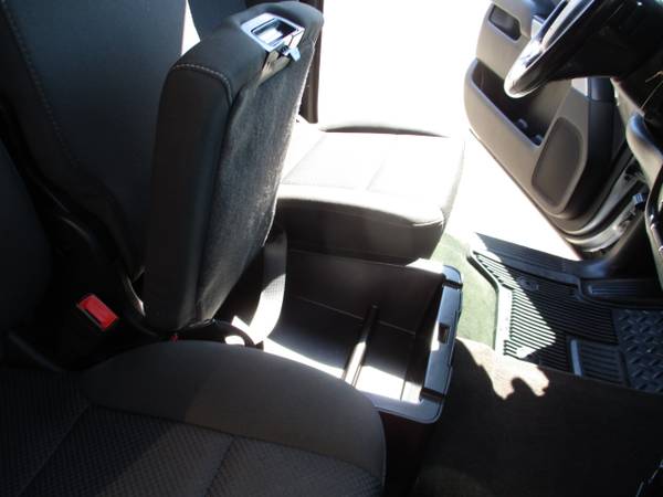 2015 Chevrolet Silverado 3500HD CREW CAB, 4X4, DIESEL, LT, UTILITY for sale in south amboy, IN – photo 17