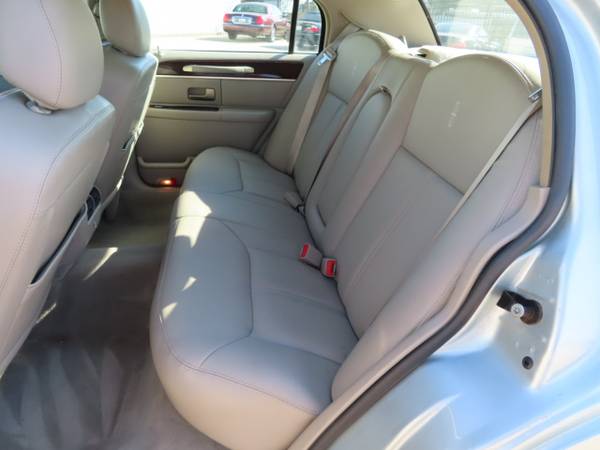 *** 2007 LINCOLN TOWN CAR SIGNATURE LIMITED **ONLY 50K MILES** TOWNCAR for sale in Humble , TX – photo 20