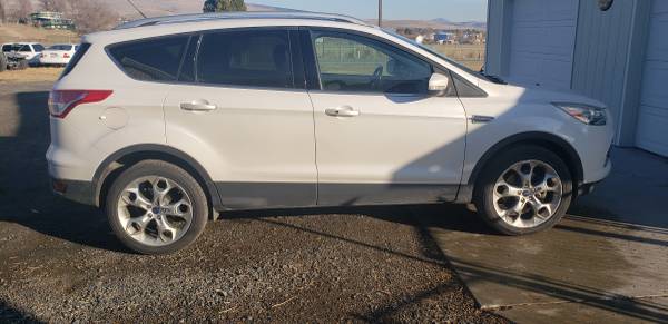 2014 Ford Escape Titanium 4WD - cars & trucks - by owner - vehicle... for sale in Selah, WA – photo 5