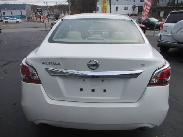 2015 Nissan Altima 2 5 S/THIS CAR IS A PUFF/103K MILES/HURRY DOWN for sale in Johnston, RI – photo 5