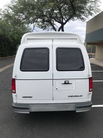 All wheel drive Chevy wheelchair van!--“Certified” has Warranty—80k!... for sale in Tucson, MT – photo 2