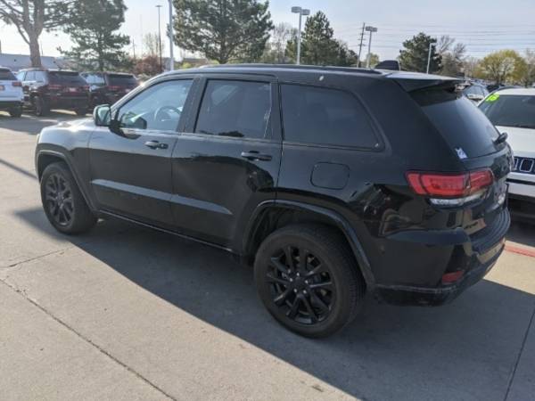 2018 Jeep Grand Cherokee 4WD 4D Sport Utility/SUV Altitude - cars for sale in Waterloo, IA – photo 6
