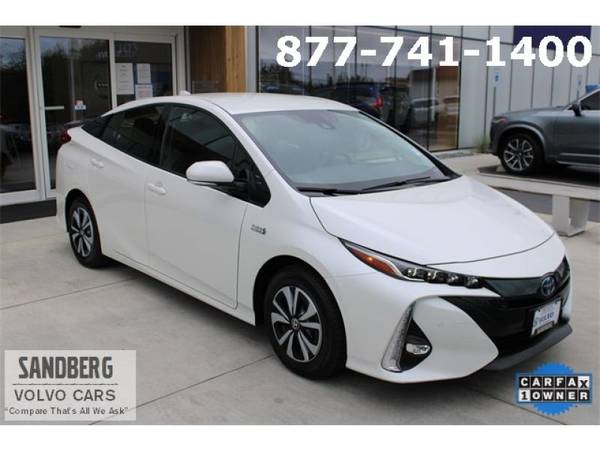 2019 Toyota Prius Plug-In Advanced - - by dealer for sale in Lynnwood, WA – photo 3