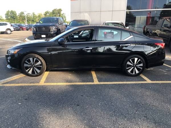 2019 Nissan Altima 2.5 SV for sale in Saint James, NY – photo 2