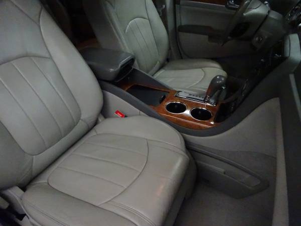 2010 Buick Enclave CXL*Bose*Back up cam*Remote... for sale in West Allis, WI – photo 14