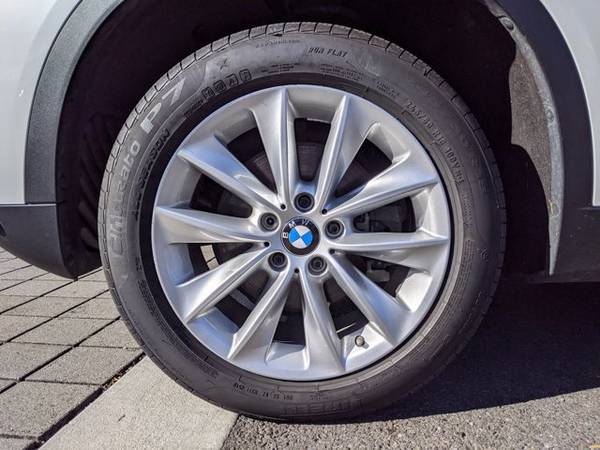 2017 BMW X3 xDrive28i AWD All Wheel Drive SKU:H0T07543 - cars &... for sale in Bellevue, WA – photo 24