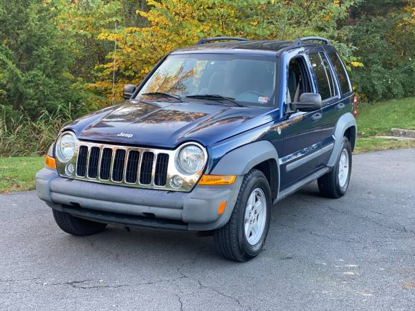 2005 JEEP Liberty Sport 4X4 - cars & trucks - by dealer - vehicle... for sale in Sterling, District Of Columbia – photo 3