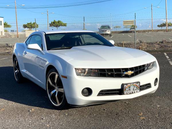2011 *Chevrolet* *Camaro* *2dr Coupe 1LS* White - cars & trucks - by... for sale in Honolulu, HI – photo 4