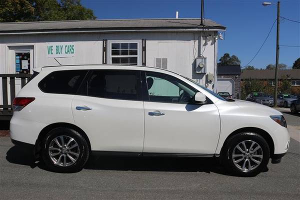 2015 NISSAN PATHFINDER, CLEAN TITLE, 2 OWNERS, 4X4, 3RD ROW, LOW... for sale in Graham, NC – photo 4