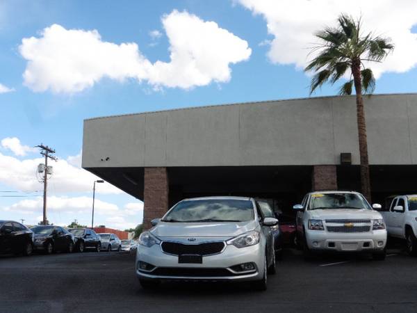2015 Kia Forte 5dr HB Auto EX/LOW MILES/GAS SAVER! - cars & for sale in Tucson, AZ – photo 3