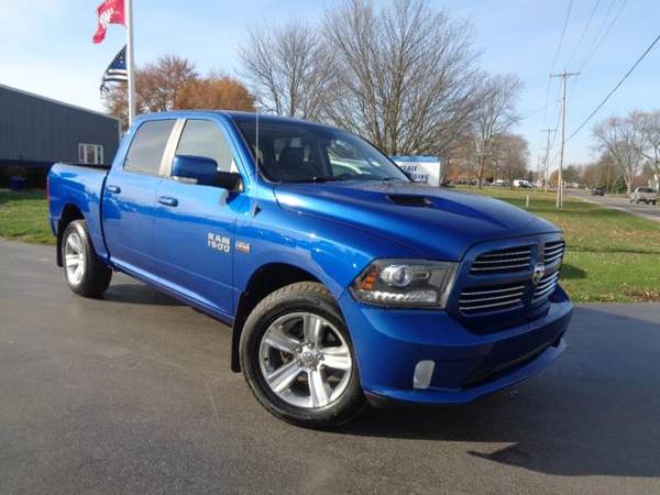 2015 RAM 1500 4WD Crew Cab 140.5 Sport - cars & trucks - by dealer -... for sale in Frankenmuth, MI – photo 8
