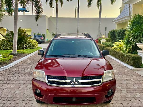 2008 MITSUBISHI ENDEAVOR LS -SOLID-RELIABLE-CLEAN !! - cars & trucks... for sale in Sarasota, FL – photo 3