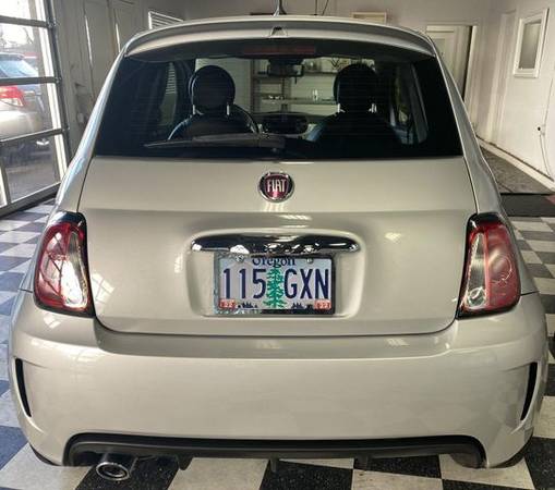 2013 FIAT 500 - CLEAN TITLE & CARFAX SERVICE HISTORY! - cars &... for sale in Milwaukie, OR – photo 3