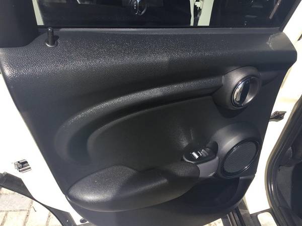 2015 MINI Cooper Hardtop 4 Door Cooper - Lowest Miles/Cleanest for sale in Fort Myers, FL – photo 10