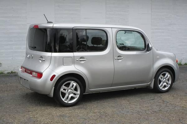 2010 Nissan Cube Fuel Efficient Nice Car - - by for sale in Minerva, OH – photo 2