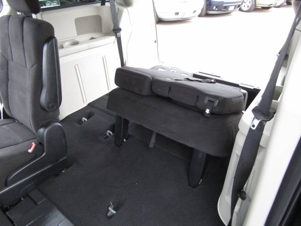 2011 Dodge Grand Caravan 4dr Wgn BLACK STOW N GO 121K SO NICE ! for sale in Milwaukie, OR – photo 16