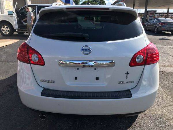 2011 Nissan Rogue S Krom AWD 4dr Crossover FREE CARFAX ON EVERY... for sale in Sapulpa, OK – photo 16