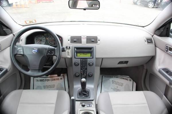 2006 Volvo S40 2.4i 5 SPEED MANUAL 1 OWNER NO ACCIDENTS LIKE NEW 127K! for sale in south amboy, NJ – photo 23