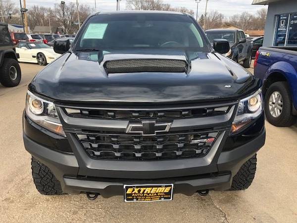 2018 Chevrolet Colorado ZR2 - - by dealer - vehicle for sale in Des Moines, IA – photo 7