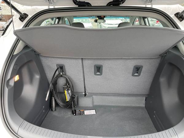 2017 Chevrolet Bolt EV LT Electric Vehicle 13,000 miles 238 miles -... for sale in Walpole, MA – photo 19