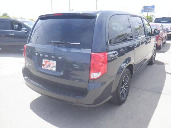 2014 Dodge Grand Caravan SE 30th Anniversary - - by for sale in Des Moines, IA – photo 3
