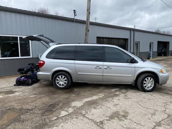 2006 Chrysler Town Country LWB Scooter and lift included - cars & for sale in CENTER POINT, IA – photo 2