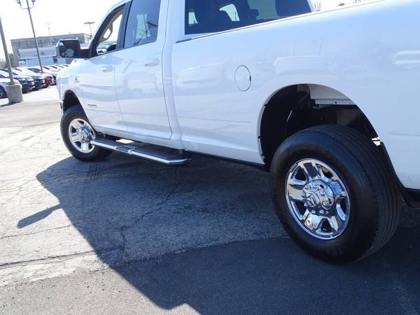 2020 Ram 3500 Big Horn pickup Bright White Clearcoat for sale in Skokie, IL – photo 15