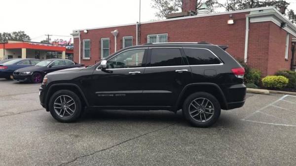 2017 Jeep Grand Cherokee Limited 4x4 SUV - - by dealer for sale in Westbury , NY – photo 4