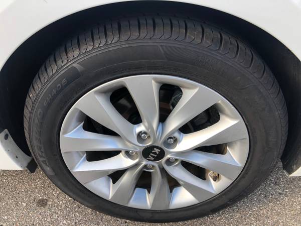 2017 KIA OPTIMA LX 58K MILES NEW TIRES RUNS LIKE NEW!! 1-OWNER -... for sale in Madison Heights, MI – photo 12