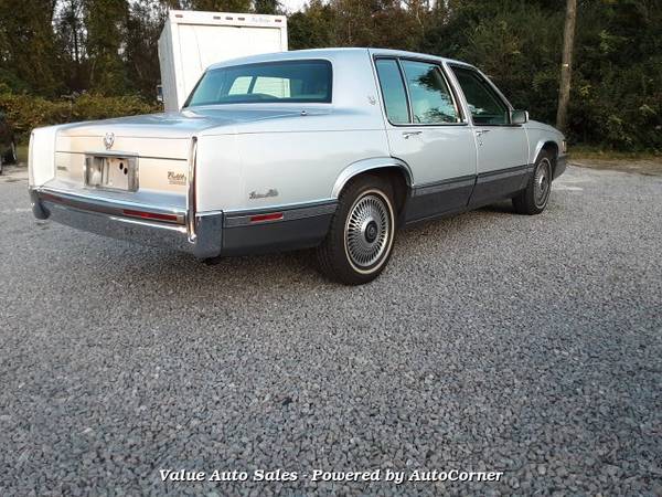 1992 CADILLAC DEVILLE SEDAN - cars & trucks - by dealer - vehicle... for sale in Aberdeen, NC – photo 4