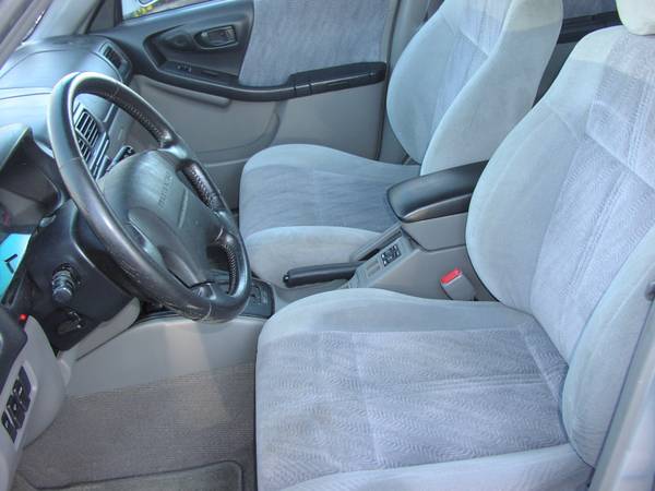 LOW MILES SUBARU FORESTER S - cars & trucks - by dealer - vehicle... for sale in Riverside, RI – photo 3