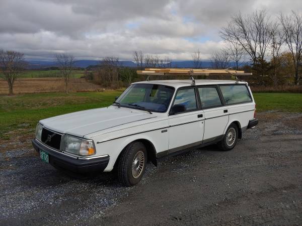 1993 Volvo 240 Wagon - cars & trucks - by owner - vehicle automotive... for sale in Charlotte, VT – photo 8