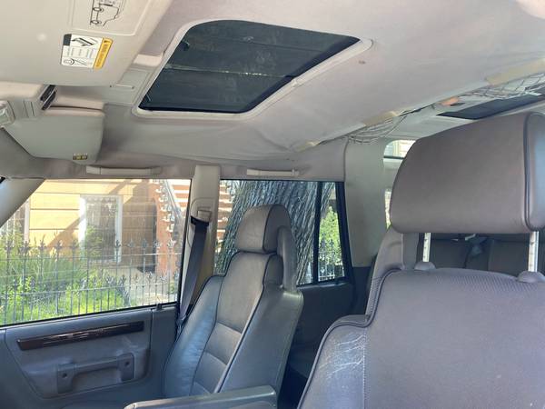 Land Rover Discovery Series II 2002 Silver - - by for sale in Brooklyn, NY – photo 8