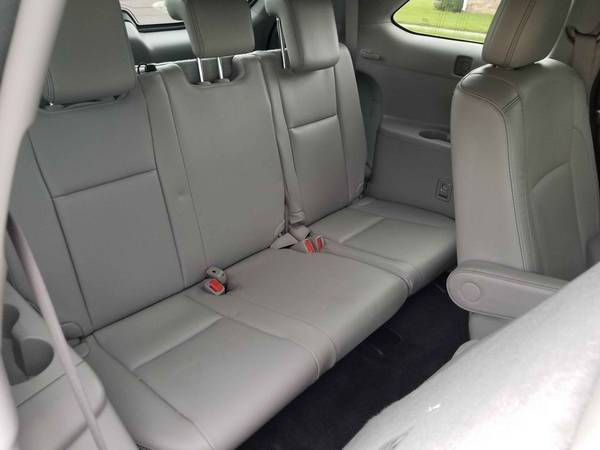 2017 Toyota Highlander LIMITED Platinum, Third Row Seat, Like NEW! -... for sale in Jacksonville, FL – photo 11