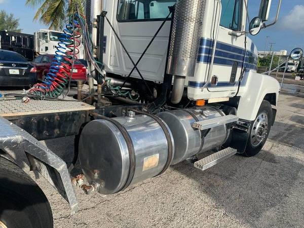 2001 Mack CH613 DAYCAB - cars & trucks - by dealer - vehicle... for sale in Fl. Lauderdale, FL – photo 10