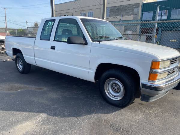 1994 Chevrolet Chevy C/K 1500 Series C1500 Silverado 2dr Extended for sale in Keizer , OR – photo 2