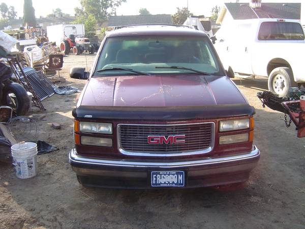 1999 GMC Suburban...One-Owner...Loaded with Options...Runs Great -... for sale in Porterville, CA – photo 2