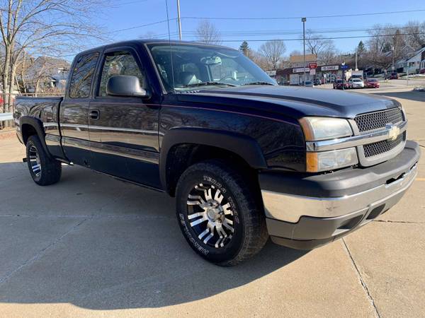 2005 Chevrolet Silverado 1500 4X4 - cars & trucks - by owner -... for sale in Akron, OH – photo 6