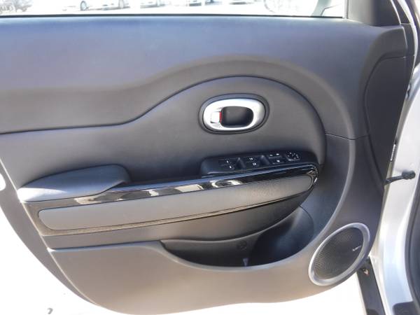 2015 Kia Soul 5dr Wgn Auto + for sale in Auburn, ME – photo 8