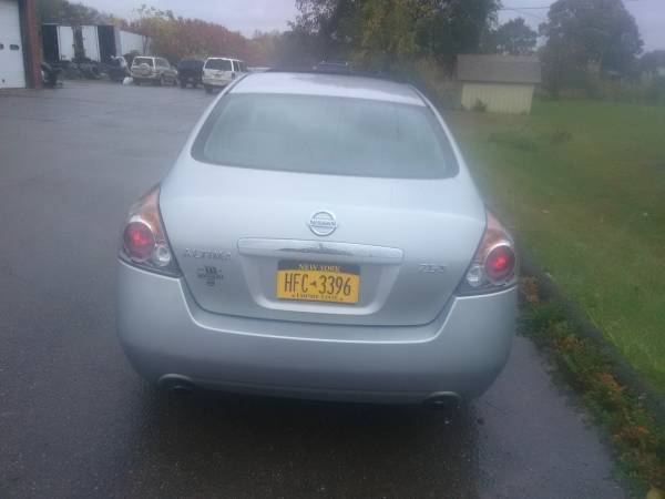 08 Nissan Altima parts car for sale in Chemung, NY – photo 4