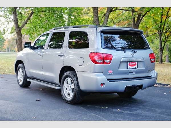 2010 TOYOTA SEQUOIA SR5 - cars & trucks - by dealer - vehicle... for sale in Saint Louis, MO – photo 9