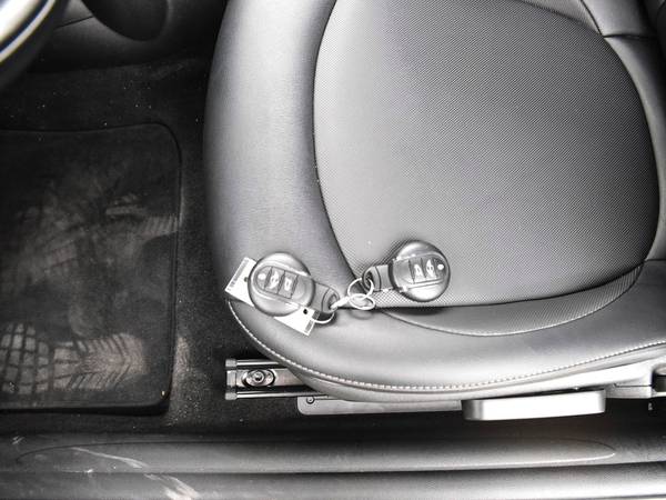 2017 MINI Hardtop 2 Door Cooper Hatchback 2D hatchback White -... for sale in NEWARK, NY – photo 20