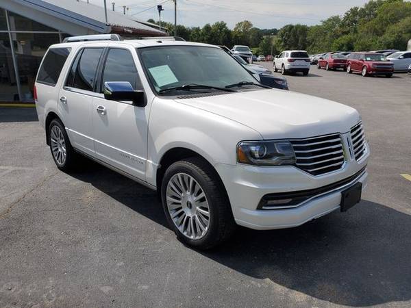 2015 Lincoln Navigator 4WD Sport Utility 4D Trades Welcome Financing A for sale in Harrisonville, MO – photo 2