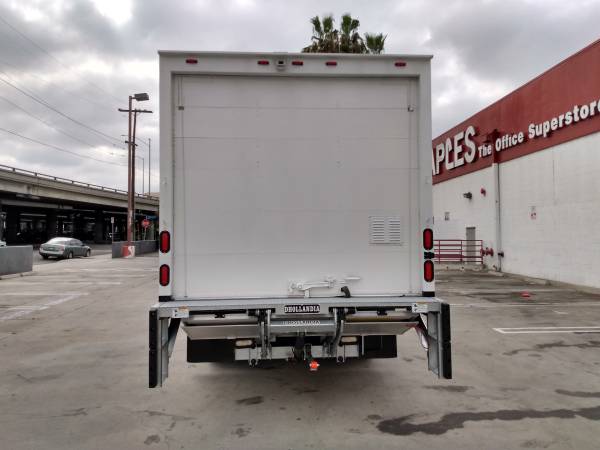 2016 Isuzu NPR HD 16ft Box Truck w/Lift Gate for 26, 500 - cars & for sale in Los Angeles, CA – photo 4