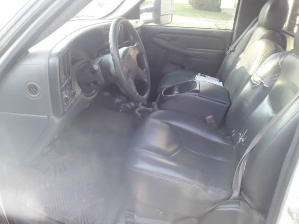 2007 Chevy 3500 drw Duramax for sale in Saint Joseph, MO – photo 11