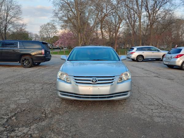 2005 Toyota Avalon 139k miles obo for sale in Akron, OH – photo 2