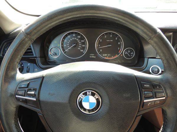2013 BMW 5 Series 4dr Sdn 535i xDrive AWD **Financing Available** for sale in Brooklyn, NY – photo 17
